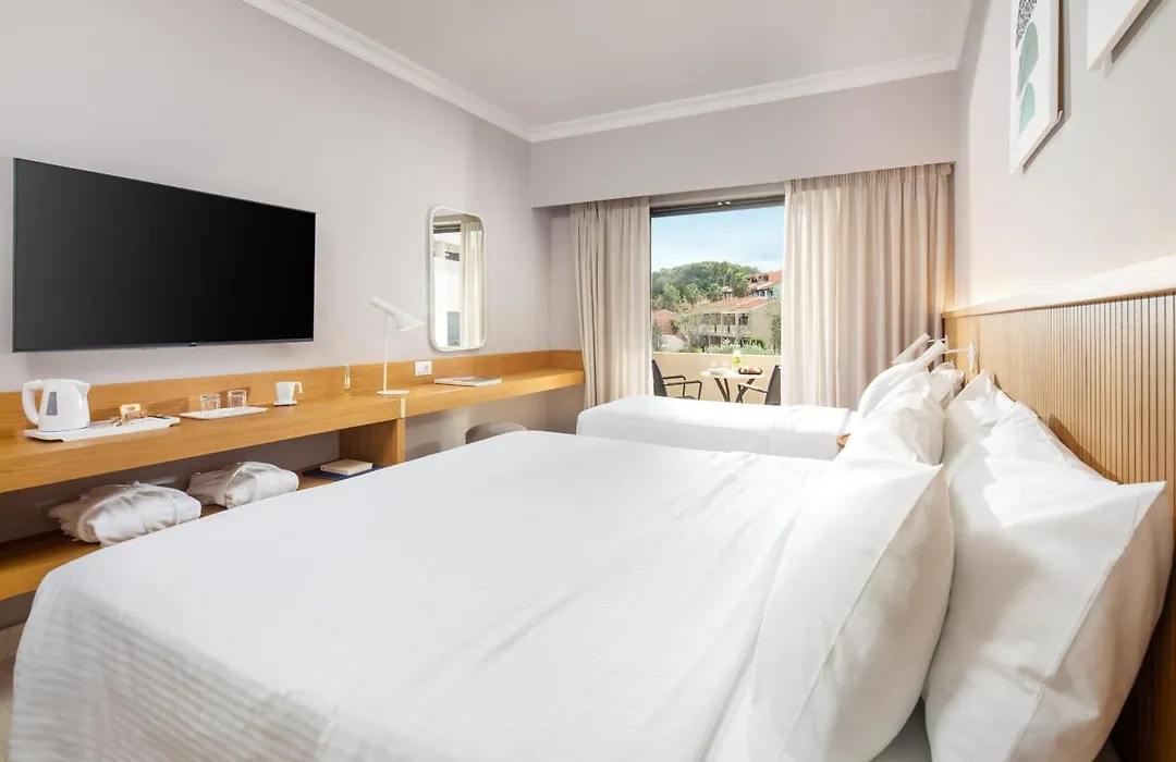 Roda Beach Resort&Spa-1